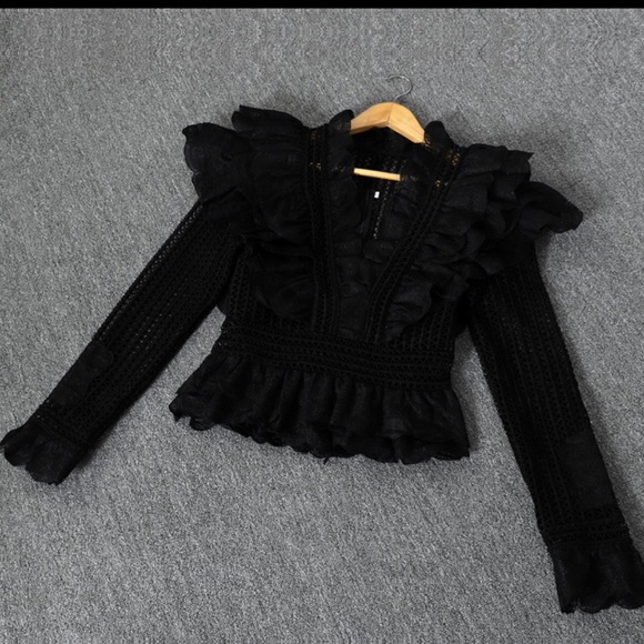 ❤️ The Lotta Gorgeous Lace Top - Picture 7 of 8